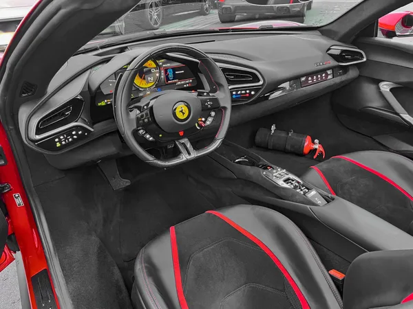 Ferrari 296 GTS 296 GTS/ Rosso Magma Extracampionario /Garantie Ferrari /Entretien inclus /Jantes forgées /Carbone /TVA récupérable - Photo 2