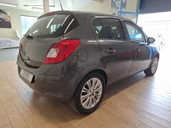 Opel Corsa 1.3 16V CDTI 95 Cosmo - Photo 2