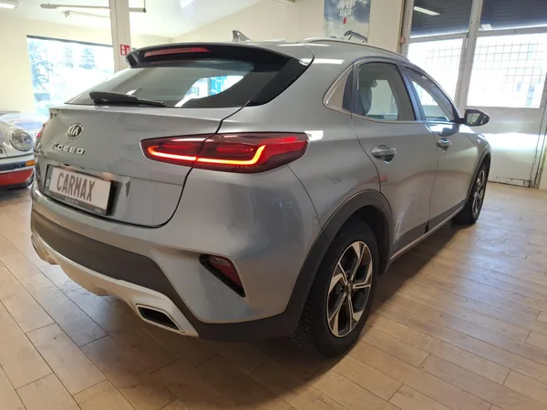 Kia XCeed 1.0 T-GDI - Photo 2
