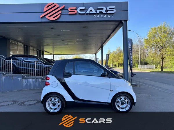 Smart forTwo 0.8 Pure Cdi 54cv Automatique - Photo 2