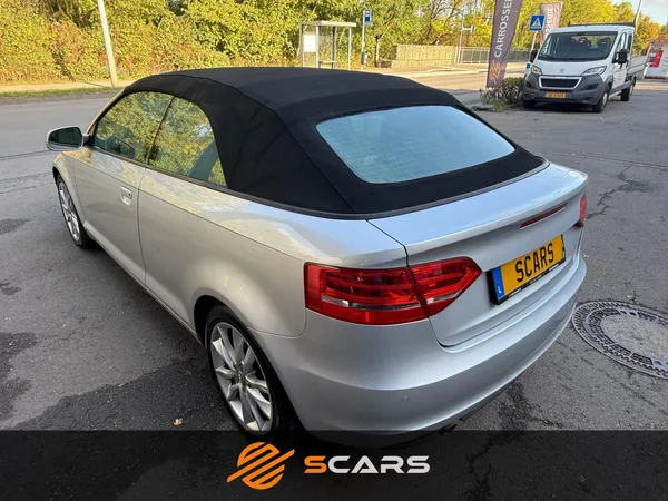 Audi A3 CABRIO 2.0 TDI 140CV - Photo 3