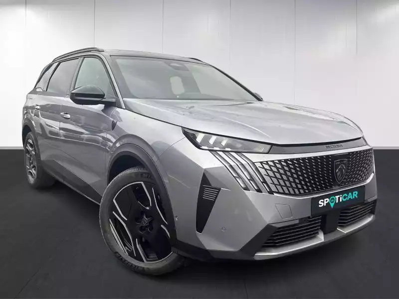 Peugeot 5008 III and e- GT - Photo 1