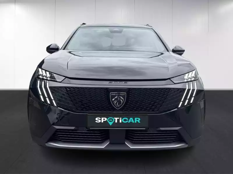 Peugeot 5008 III and e- GT - Photo 1