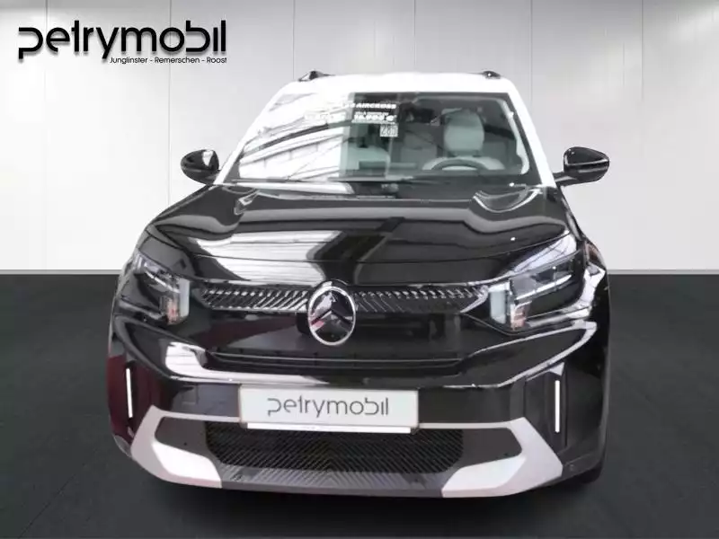 Citroën C3 Aircross and ë- Max - Photo 1