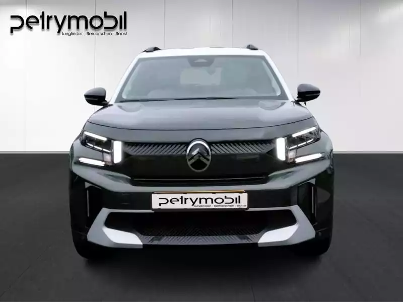 Citroën C3 Aircross and ë- Max - Photo 1
