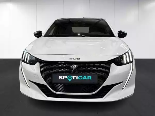 Peugeot 208 II and e- GT Line - Photo 2