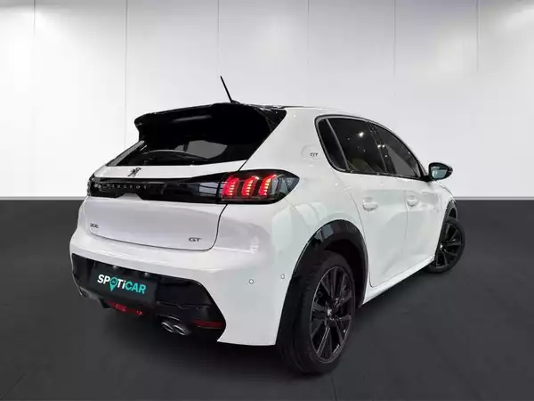 Peugeot 208 II and e- GT Line - Photo 3