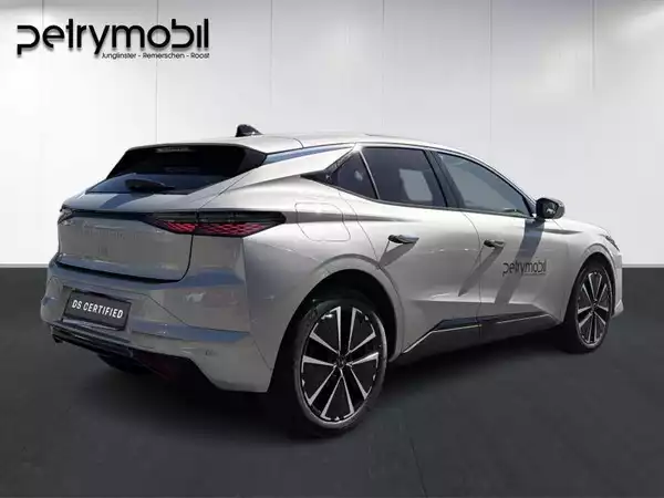 DS Automobiles DS 4 ETOILE - Photo 3