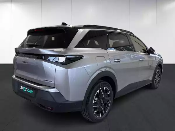 Peugeot 5008 III and e- GT - Photo 3