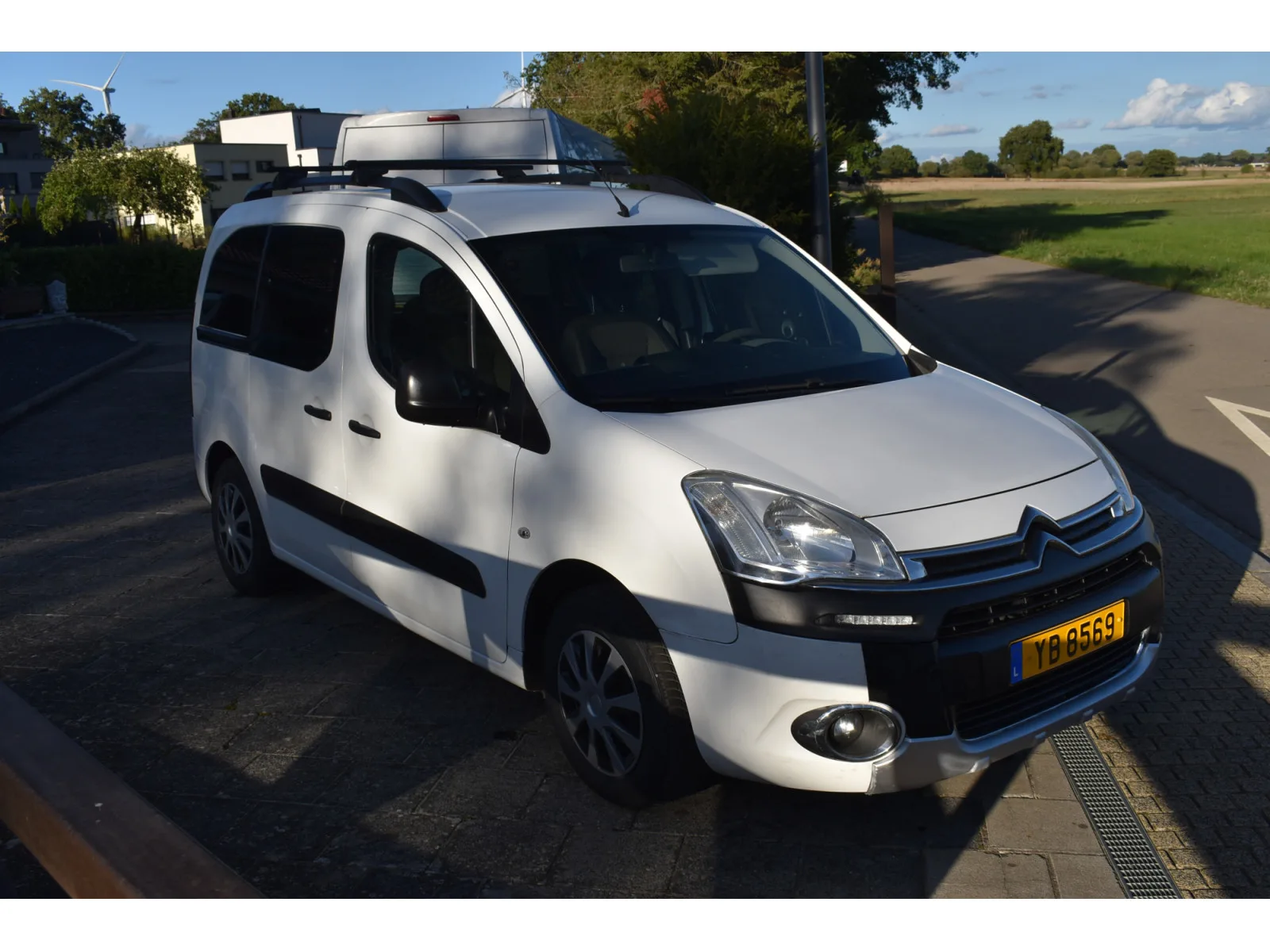 Citroën Berlingo 1,6 HDi 5 places - Photo 1