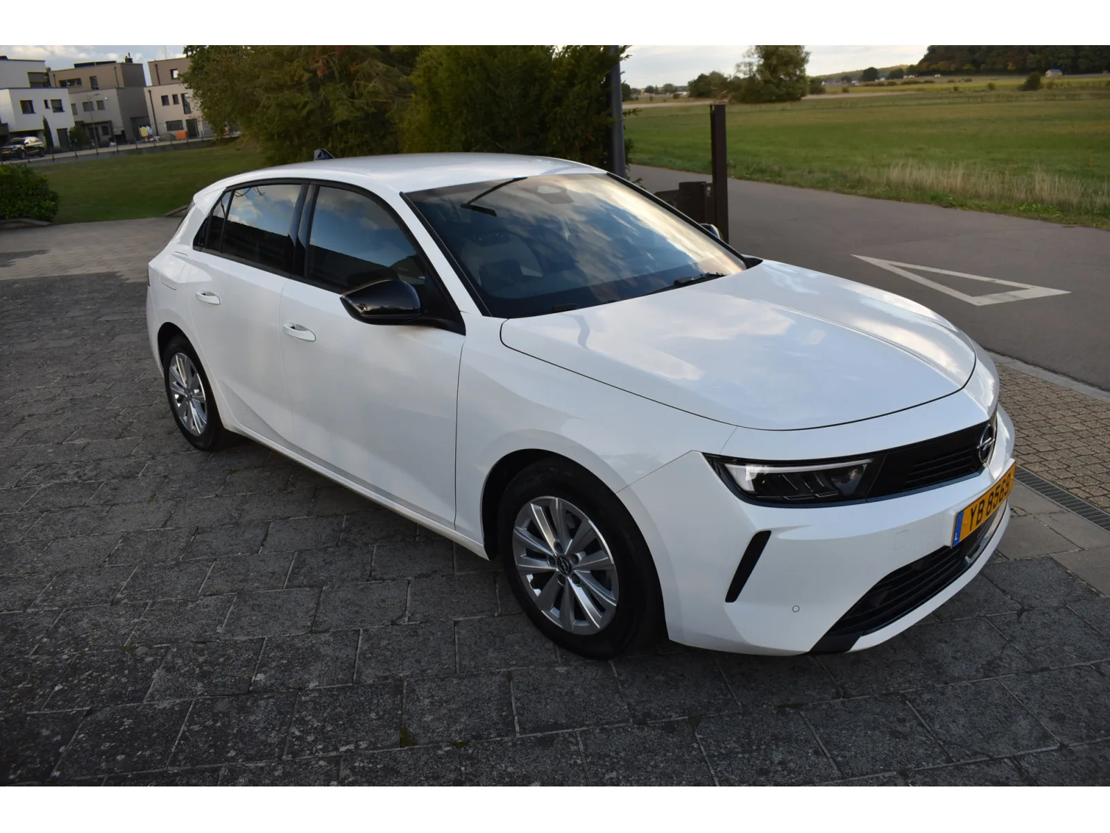Opel Astra 1,2 Turbo 130 S/Edition Automatic - Photo 1