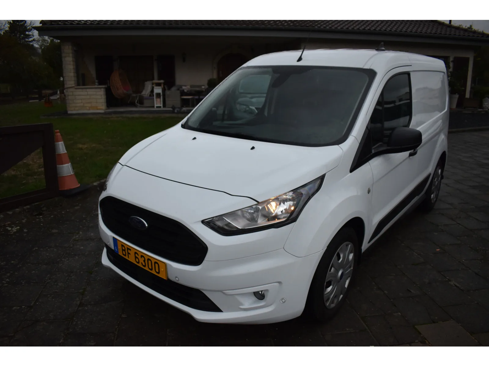 Ford Transit Connect 1,5 TDCi 100 Trend Navi Airco 48000km Très soigné - Photo 1