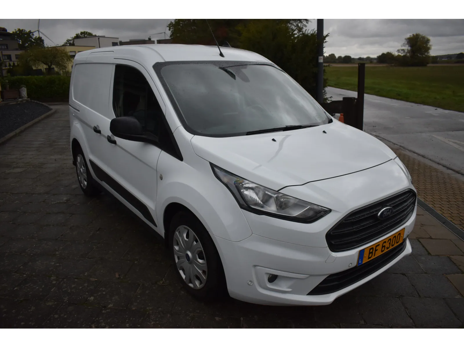 Ford Transit Connect 1,5 TDCI 100 Trend 48000km Très soigné - Photo 1