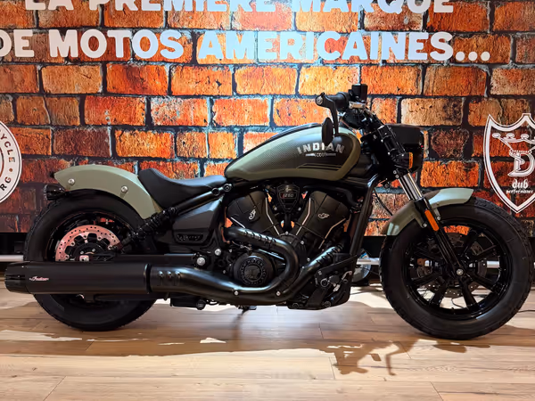 Indian Scout Bobber LIMITED + TECH - Photo 1