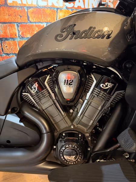 Indian Challenger PURSUIT DARK HORSE POWERPLUS 112 - Photo 3