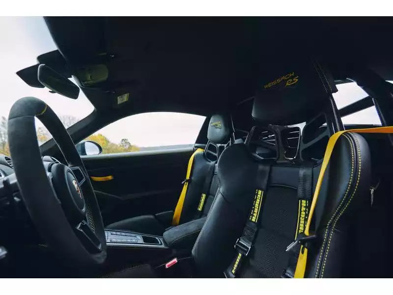 Porsche Cayman GT4 RS Weissach - Photo 1