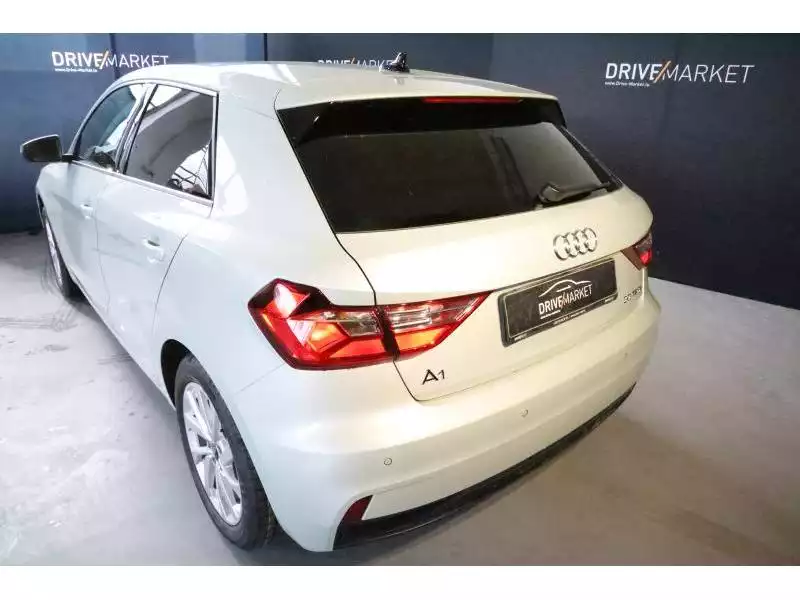 Audi A1 Advanced - Photo 1