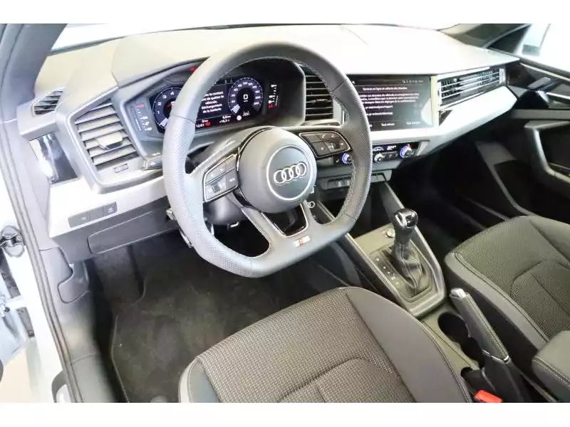 Audi A1 Advanced - Photo 1