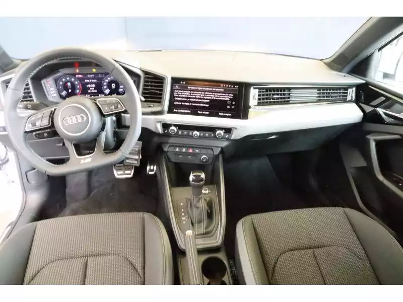 Audi A1 Advanced - Photo 1