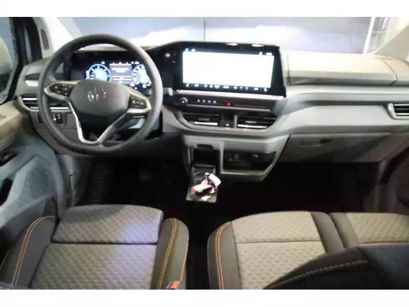 Volkswagen T7 Caravelle Life AHK PanAmerica - Photo 1