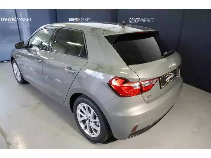 Audi A1 Advanced - Photo 1