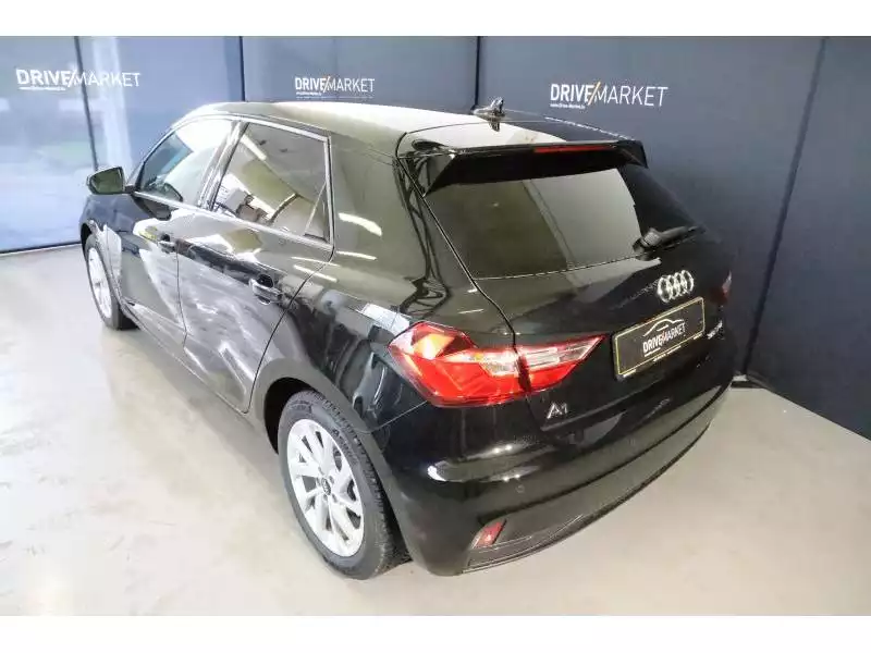 Audi A1 Advanced - Photo 1