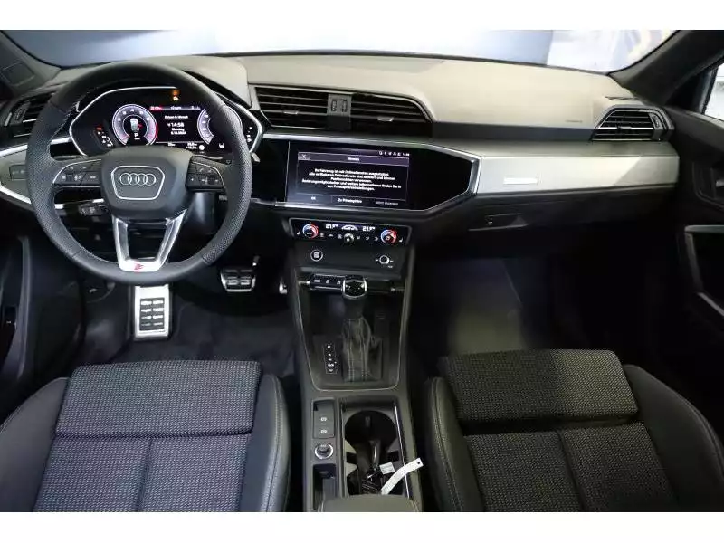 Audi Q3 Sportback S line - Photo 1