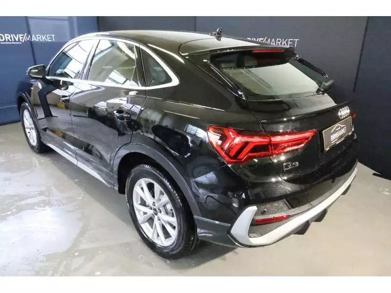 Audi Q3 Sportback S line - Photo 1