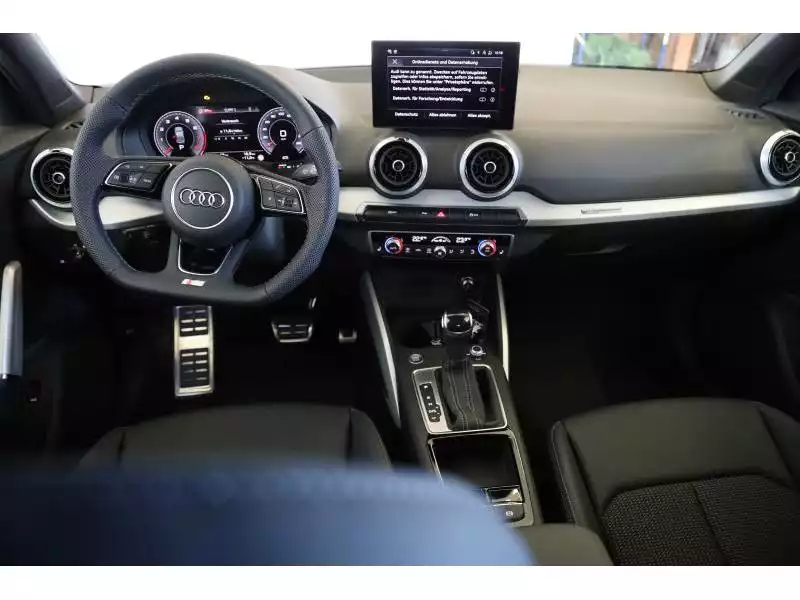 Audi Q2 S-Line - Photo 1