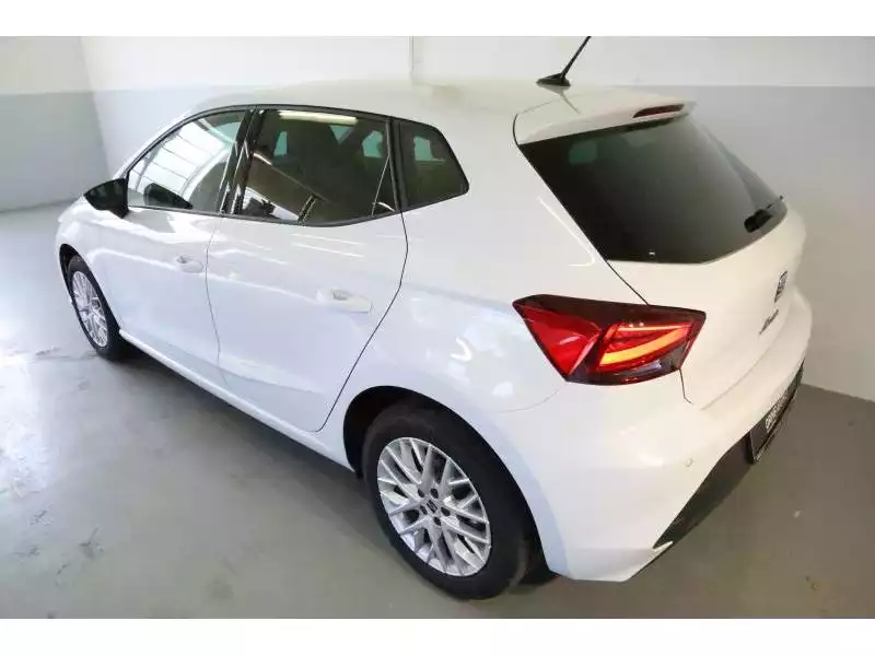 SEAT Ibiza Style - Photo 1