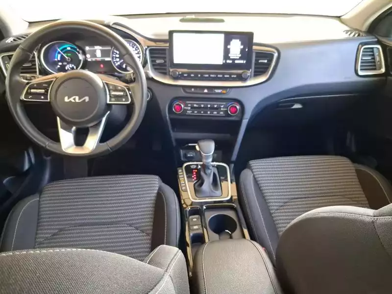 Kia Ceed Business Line - Photo 1