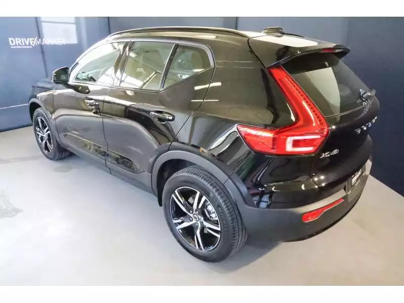 Volvo XC40 Plus - Photo 1