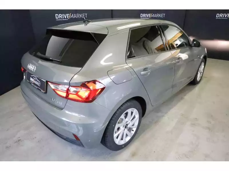 Audi A1 Advanced - Photo 1