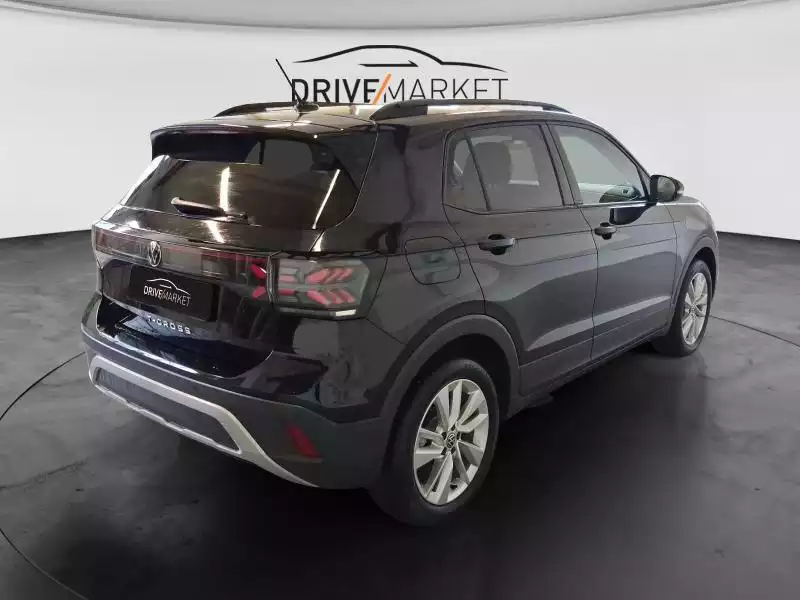 Volkswagen T-Cross Life - Photo 1