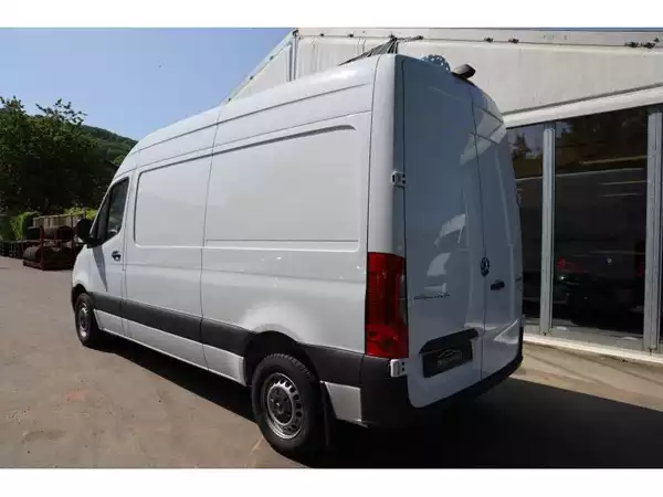 Mercedes-Benz Sprinter 315 Kasten L2 FWD - Photo 2