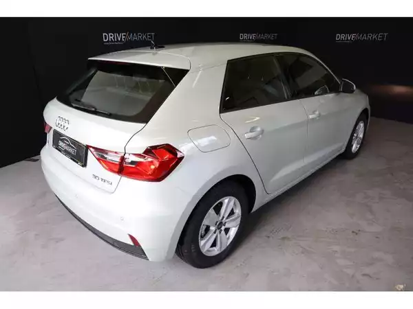 Audi A1 Sportback S Line - Photo 2