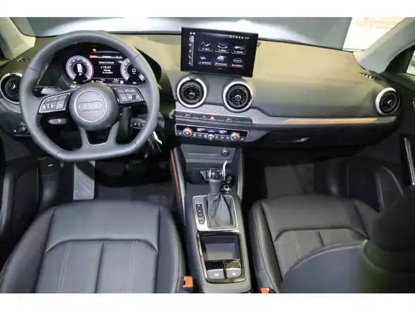 Audi Q2 35 TFSI S Tronic - Photo 2