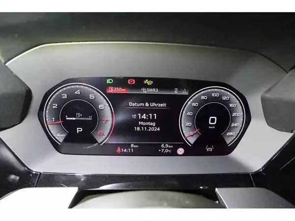 Audi A3 35 TFSI S Tronic - Photo 3