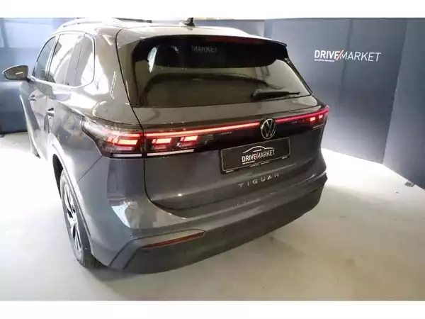 Volkswagen Tiguan Life - Photo 2