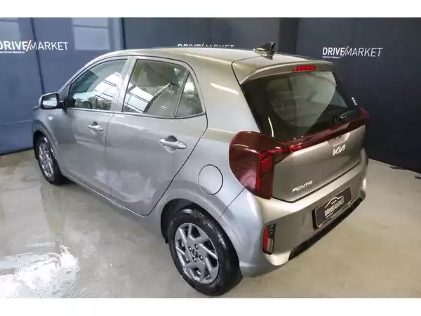Kia Picanto Pulse - Photo 2