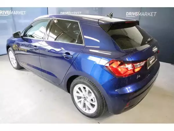 Audi A1 Advanced - Photo 2
