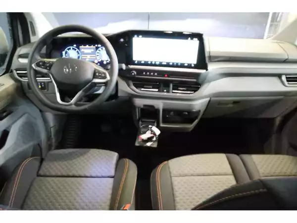 Volkswagen T7 Caravelle Life AHK PanAmerica - Photo 2