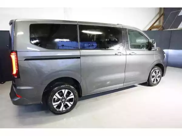 Volkswagen T7 Caravelle STYLE COURT - Photo 2