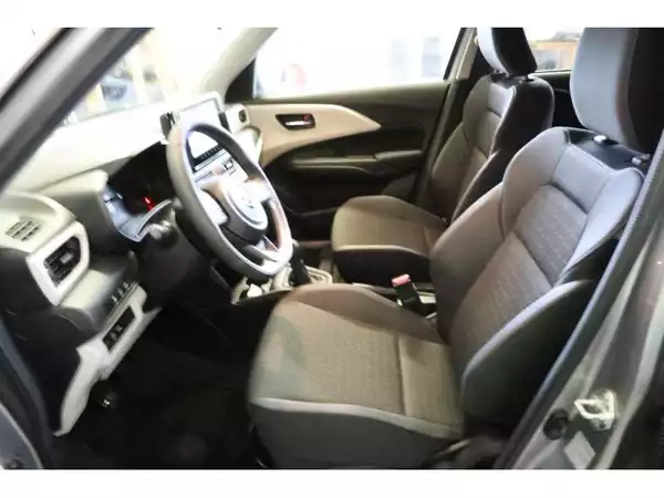 Suzuki Swift GL+ - Photo 3