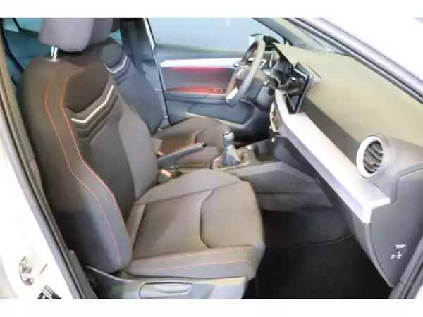 SEAT Ibiza FR - Photo 3