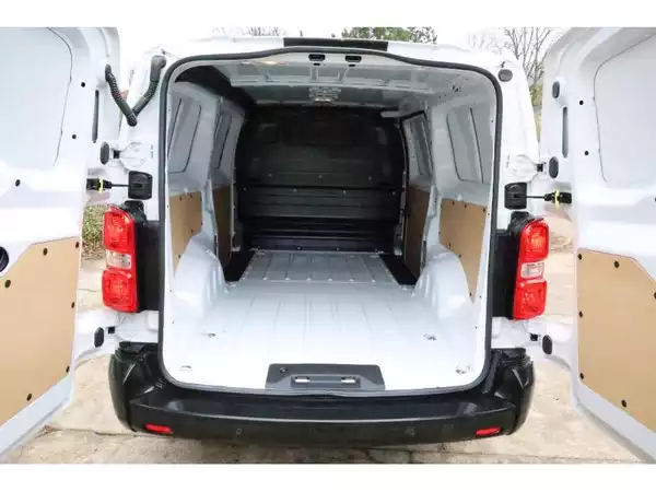 Fiat Scudo 144 L3 eCall Temp HFT180° PDC NSW 3S - Photo 3