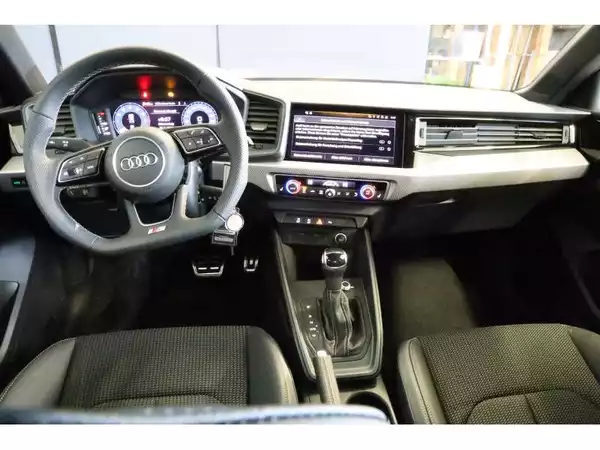 Audi A1 Advanced - Photo 2