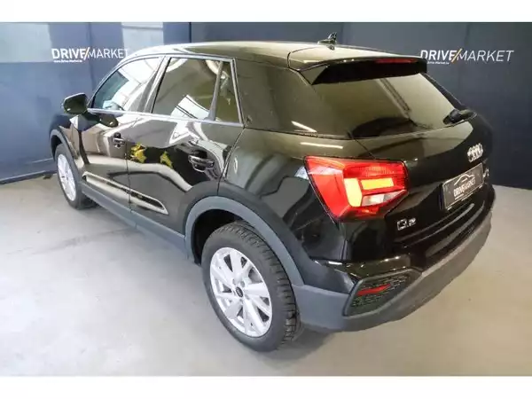 Audi Q2 35 TFSI S tronic - Photo 2