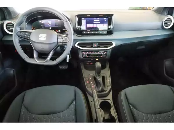 SEAT Ibiza Style - Photo 2