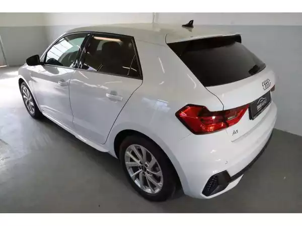 Audi A1 S-Line - Photo 2